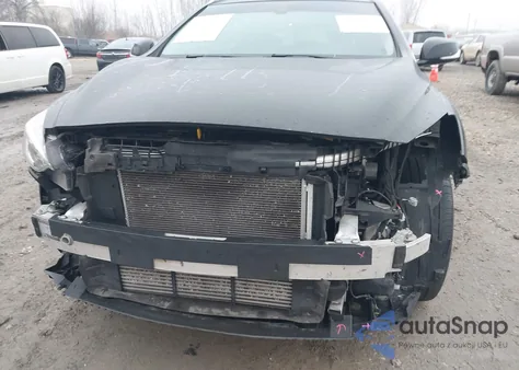 2017 Infiniti Qx30 Premium z USA, uszkodzony, nr VIN SJKCH5CR1HA031046